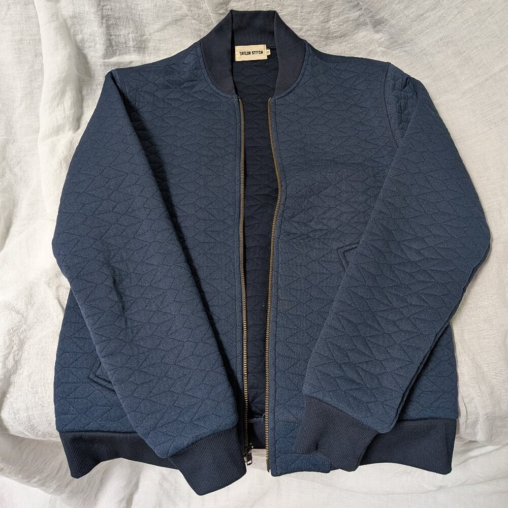 Taylor Stitch Inverness Bomber in Navy Knit Quilt